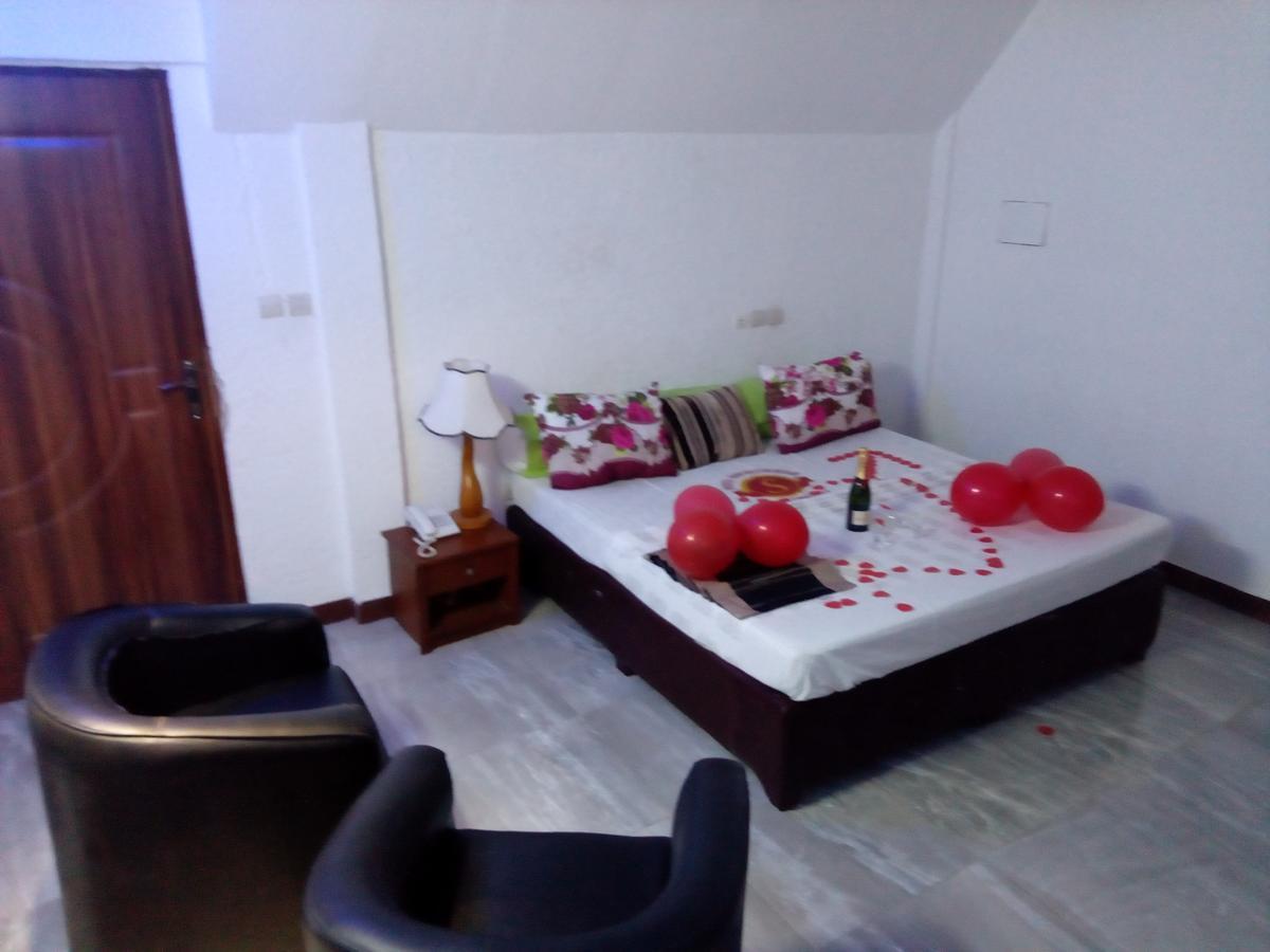 Senateur Hotel Agontinkon Κοτονού Εξωτερικό φωτογραφία