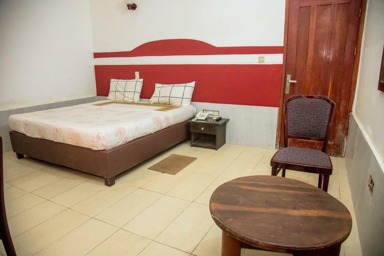 Senateur Hotel Agontinkon Κοτονού Εξωτερικό φωτογραφία